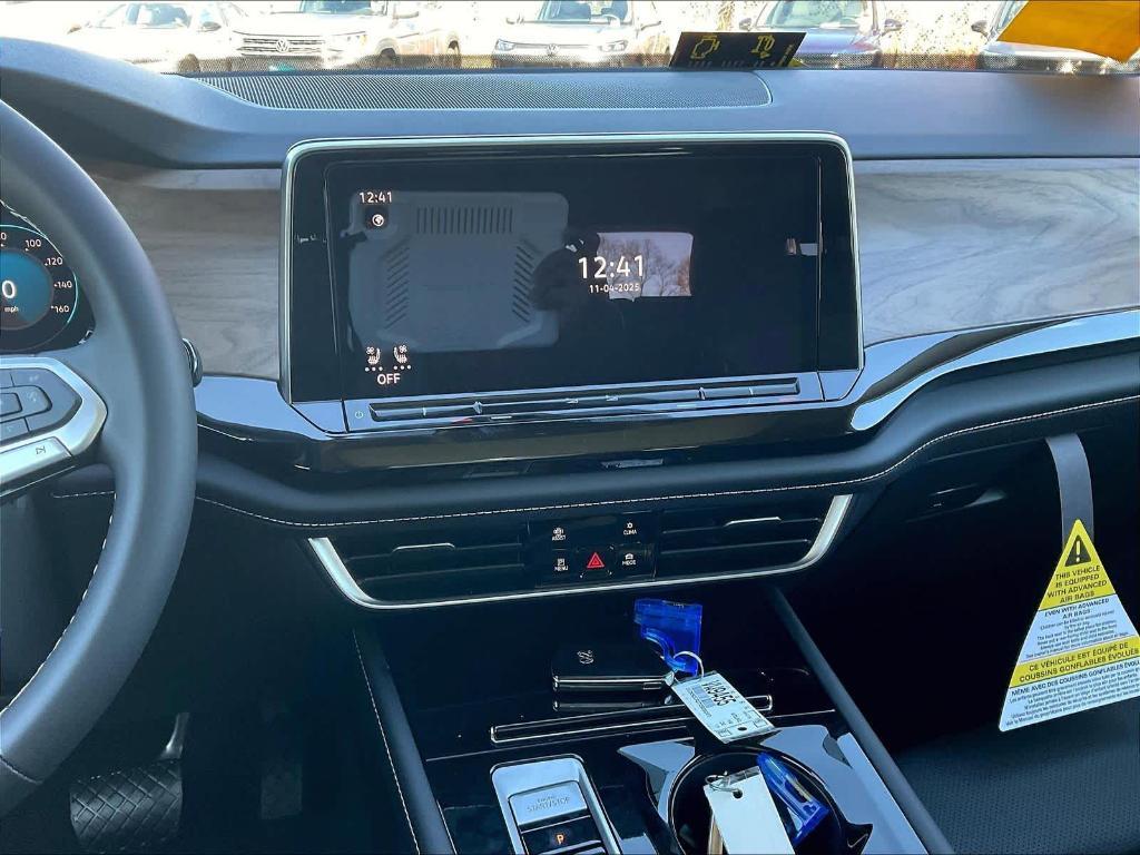 new 2026 Volkswagen Atlas car, priced at $46,237