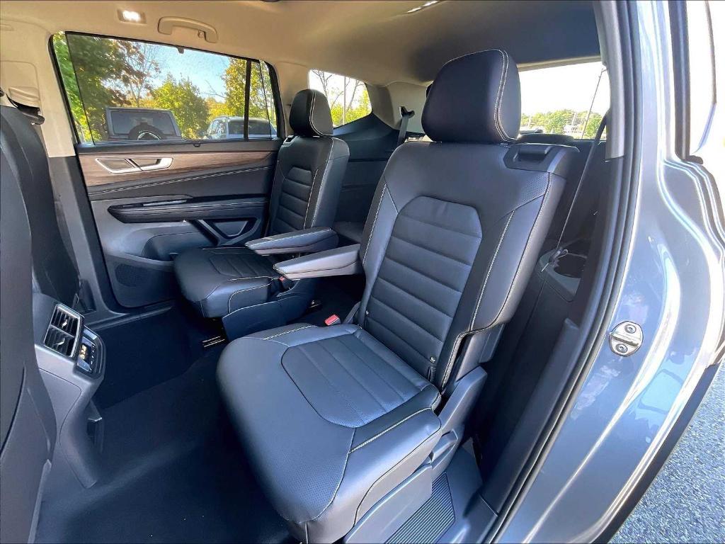 new 2026 Volkswagen Atlas car, priced at $49,467