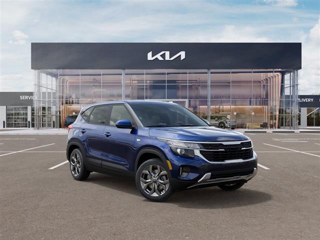 new 2025 Kia Seltos car, priced at $26,275