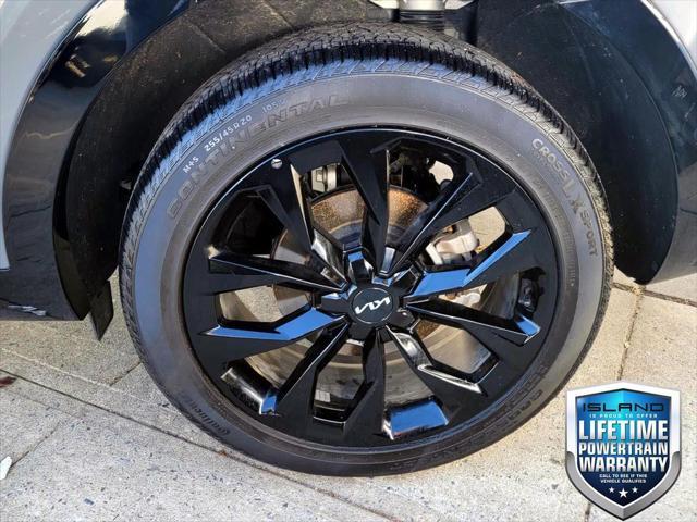 used 2022 Kia Sorento car, priced at $29,988