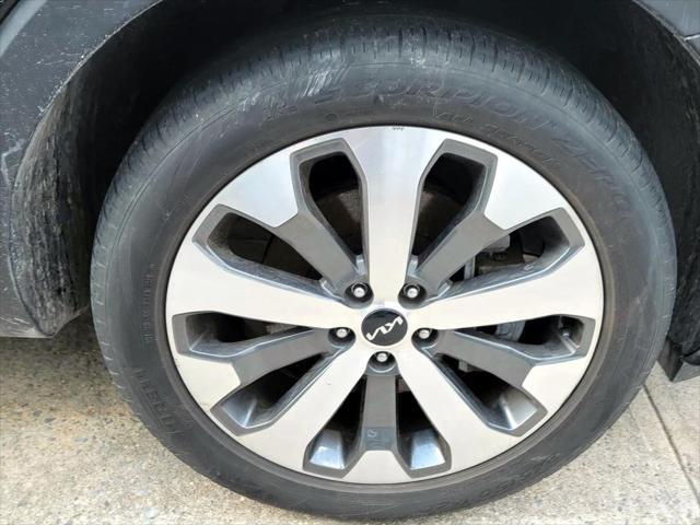 used 2022 Kia Telluride car, priced at $29,988