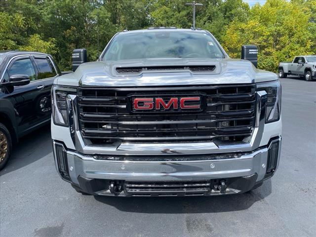 new 2025 GMC Sierra 2500 car, priced at $71,550