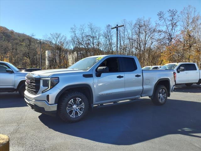 used 2022 GMC Sierra 1500 car, priced at $34,990