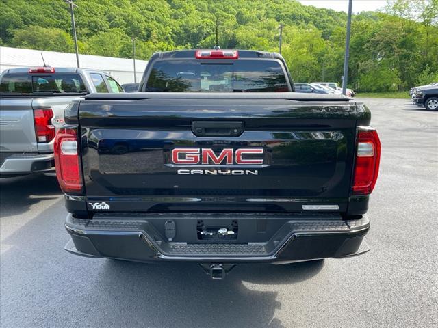 new 2024 GMC Canyon car