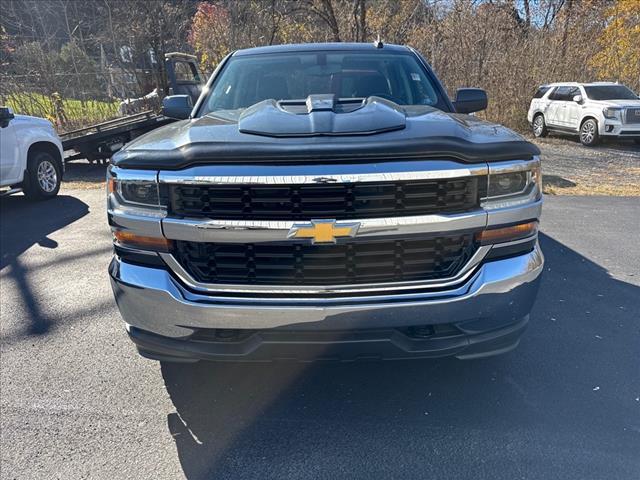 used 2018 Chevrolet Silverado 1500 car, priced at $25,990