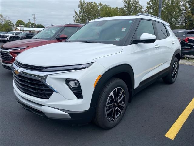 new 2025 Chevrolet TrailBlazer car, priced at $30,330