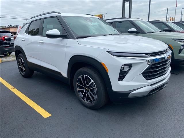 new 2025 Chevrolet TrailBlazer car, priced at $30,330