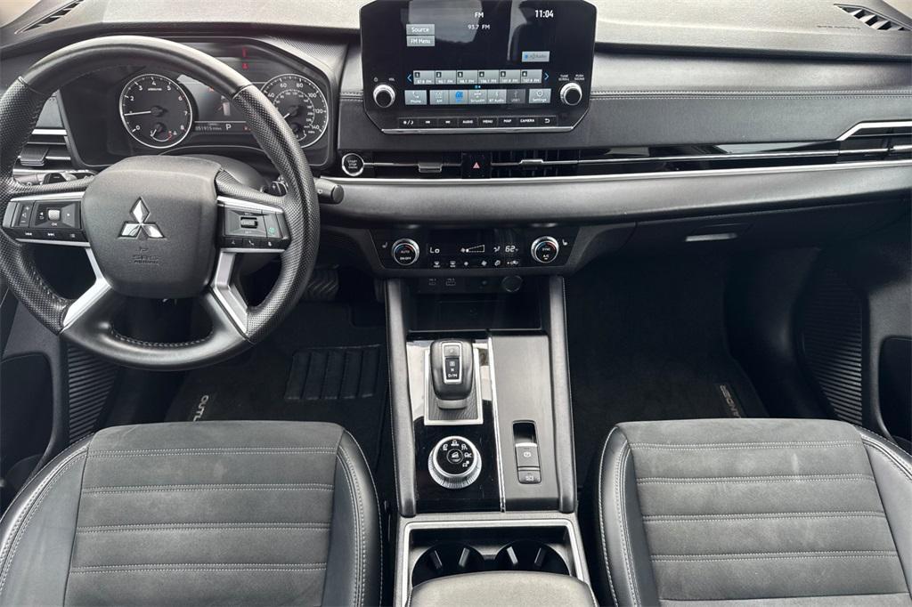 used 2024 Mitsubishi Outlander car, priced at $24,186