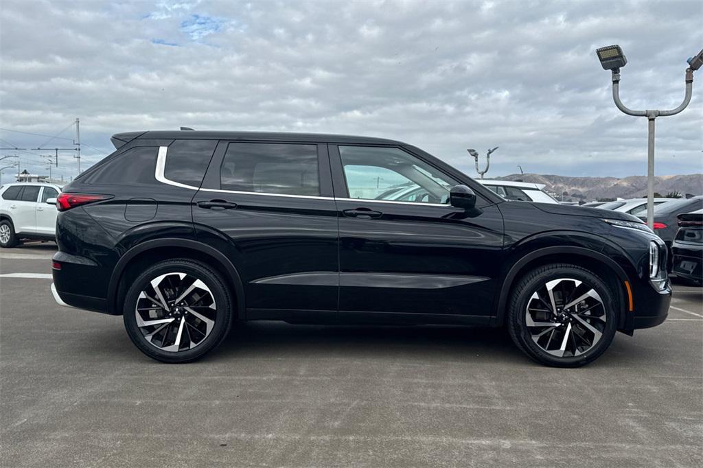 used 2024 Mitsubishi Outlander car, priced at $24,186
