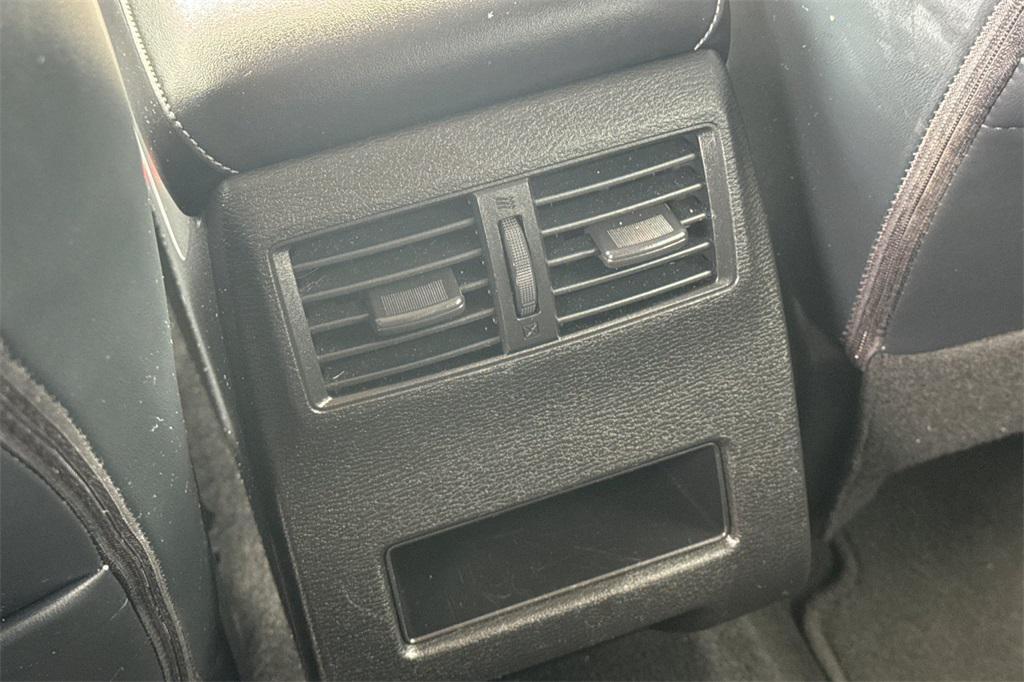 used 2024 Mitsubishi Outlander car, priced at $24,186