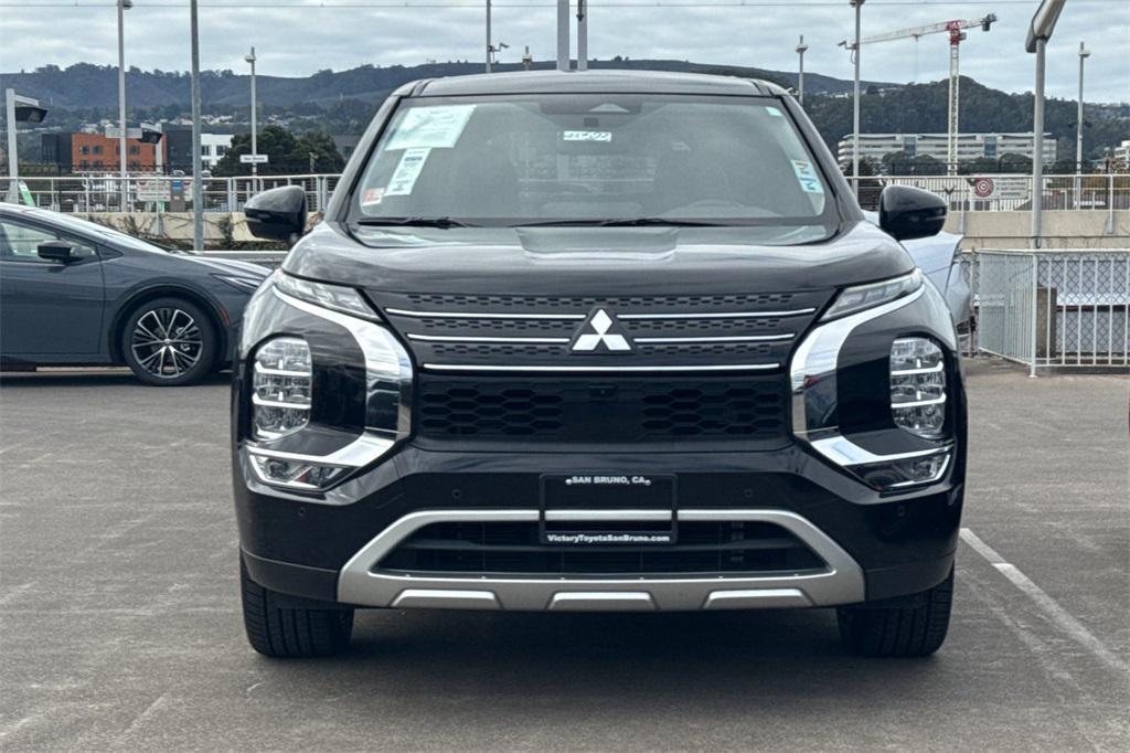 used 2024 Mitsubishi Outlander car, priced at $24,186
