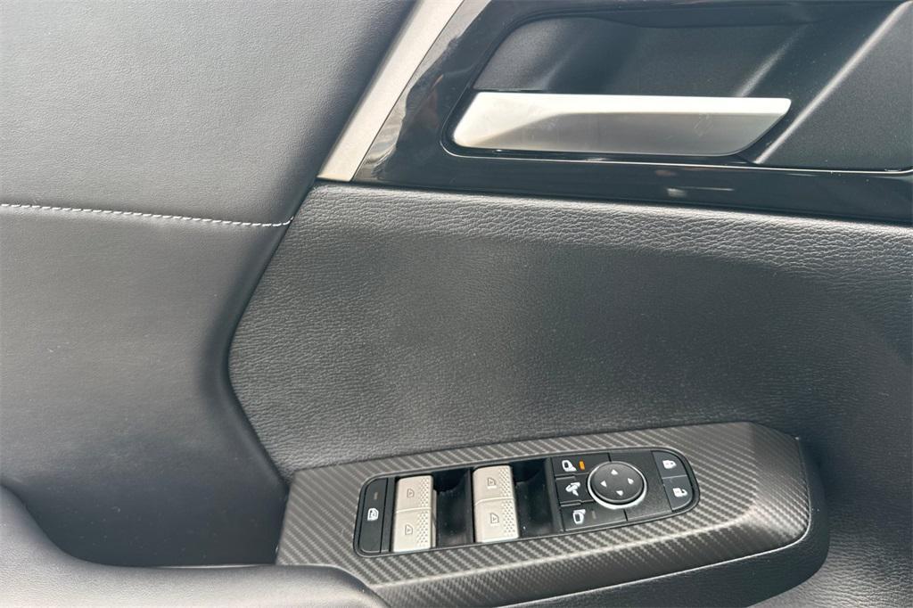 used 2024 Mitsubishi Outlander car, priced at $24,186