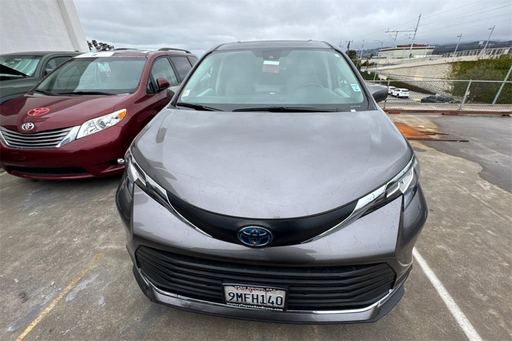 used 2023 Toyota Sienna car, priced at $40,708