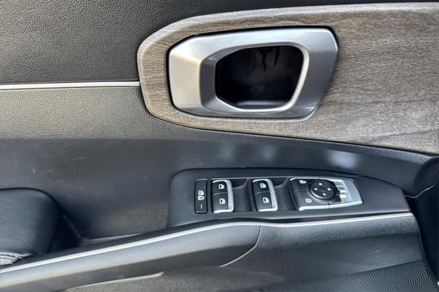 used 2022 Kia Sorento car, priced at $27,140