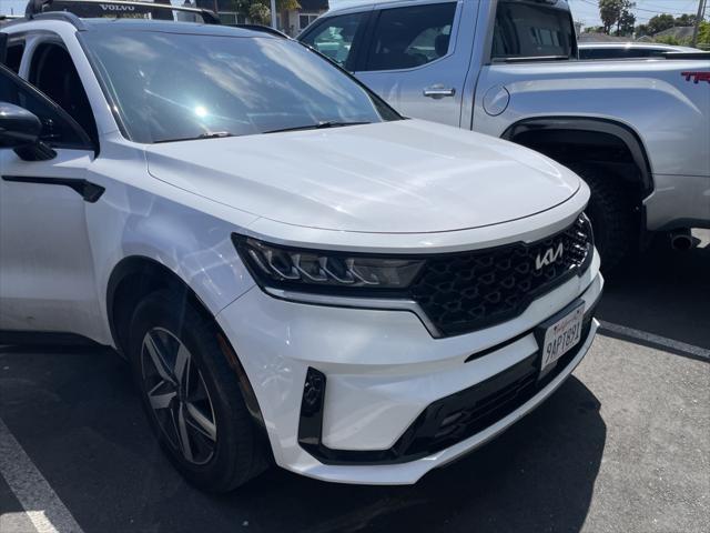 used 2022 Kia Sorento car, priced at $28,118