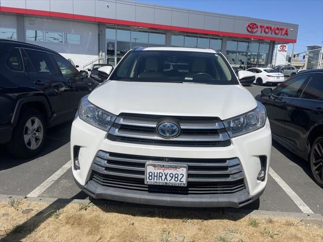 used 2019 Toyota Highlander Hybrid car, priced at $33,991
