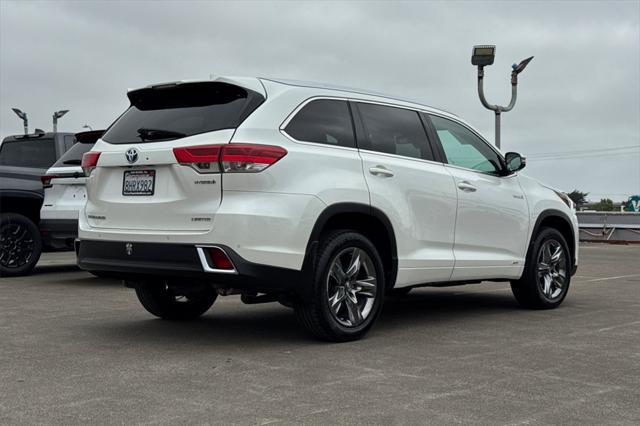 used 2019 Toyota Highlander Hybrid car, priced at $32,800