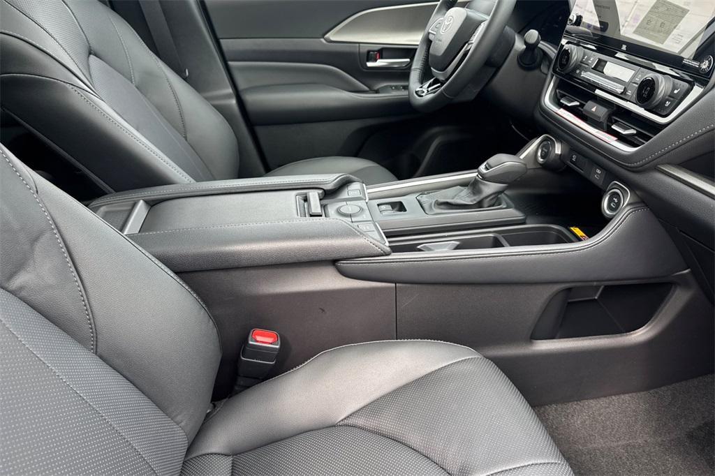 new 2026 Toyota Grand Highlander car, priced at $58,348