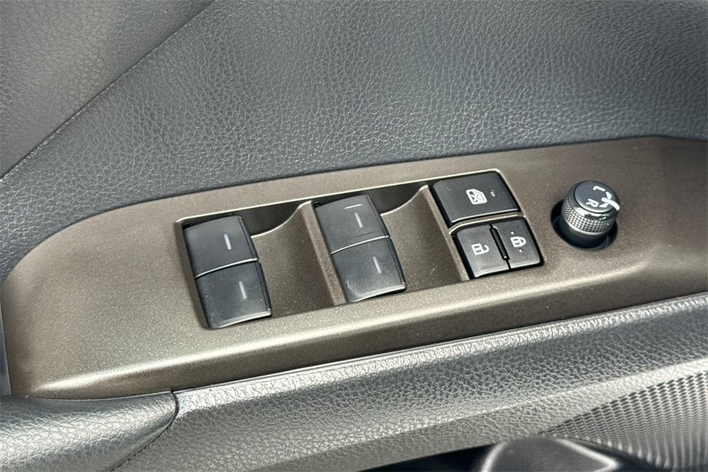 used 2024 Toyota Camry Hybrid car, priced at $28,218