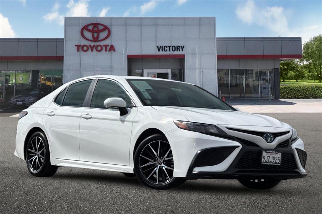 used 2024 Toyota Camry Hybrid car, priced at $28,218