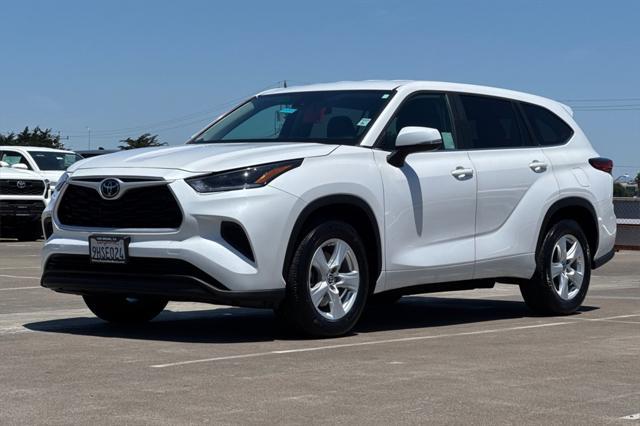used 2023 Toyota Highlander car, priced at $37,594