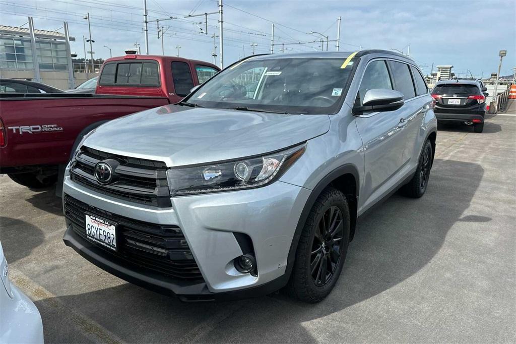 used 2019 Toyota Highlander car, priced at $29,286