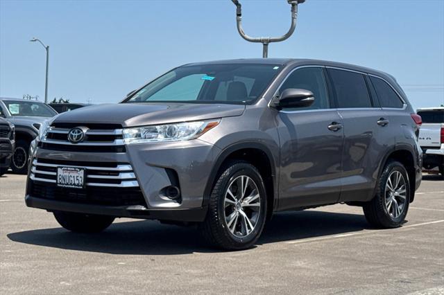 used 2019 Toyota Highlander car, priced at $26,166