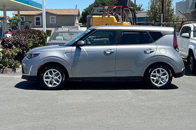 used 2023 Kia Soul car, priced at $17,746