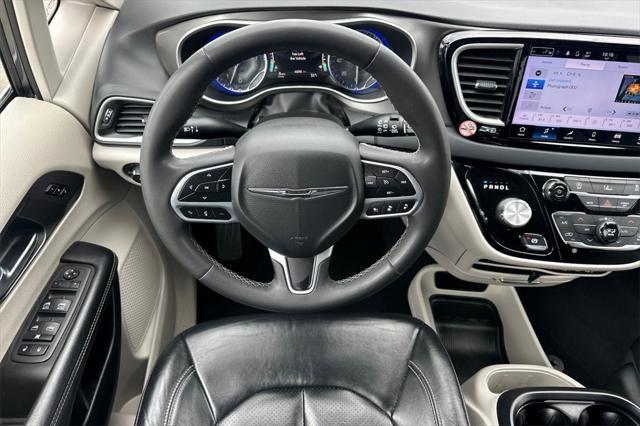 used 2022 Chrysler Pacifica car, priced at $21,644