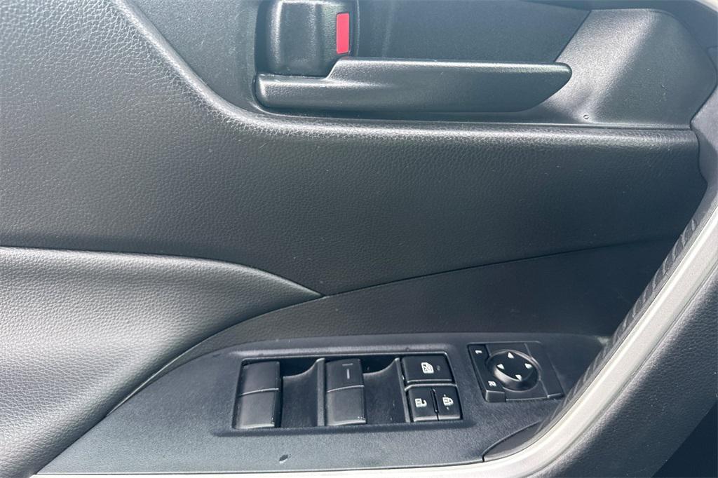 used 2022 Toyota RAV4 car, priced at $26,605