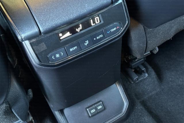 used 2024 Toyota Highlander car, priced at $41,866