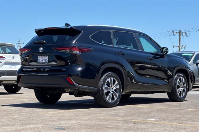 used 2024 Toyota Highlander car, priced at $41,866