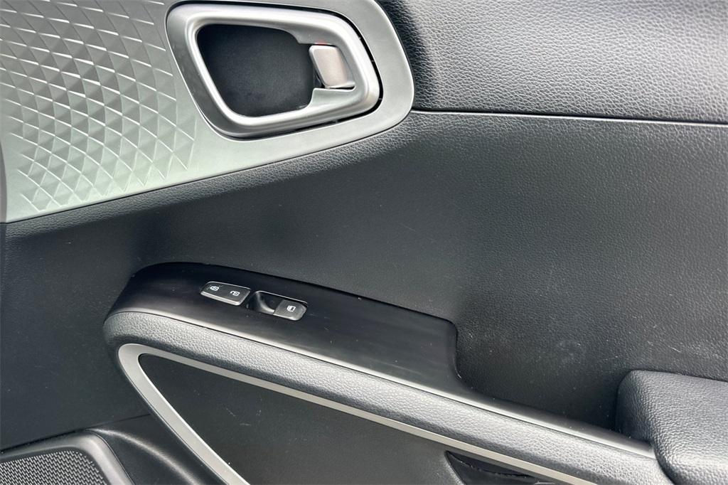 used 2022 Kia Soul car, priced at $15,527
