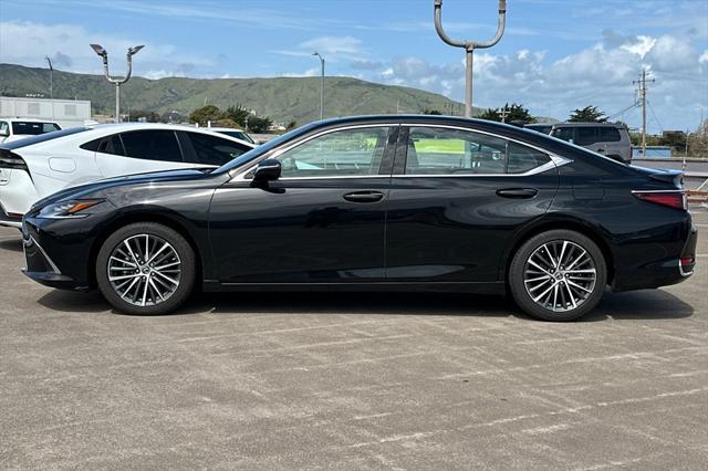 used 2025 Lexus ES 300h car, priced at $45,311