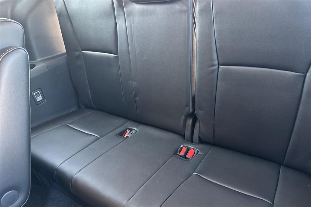 new 2025 Toyota Highlander Hybrid car, priced at $54,823