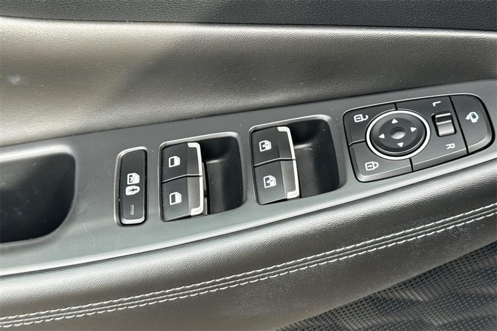 used 2023 Hyundai Santa Fe Plug-In Hybrid car, priced at $27,301