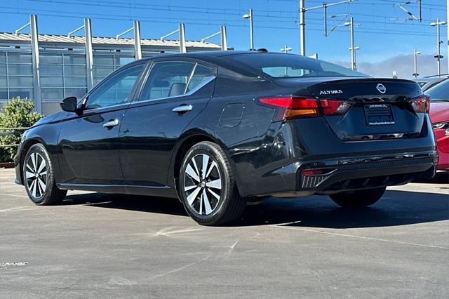 used 2021 Nissan Altima car, priced at $17,293