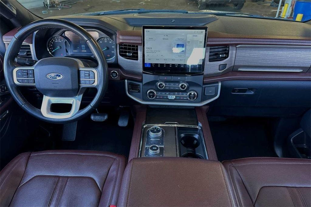 used 2022 Ford Expedition car, priced at $40,998