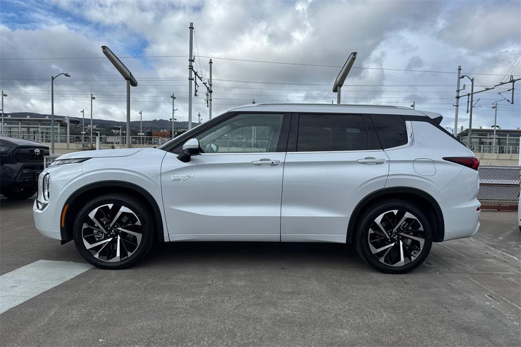 used 2024 Mitsubishi Outlander PHEV car, priced at $32,369