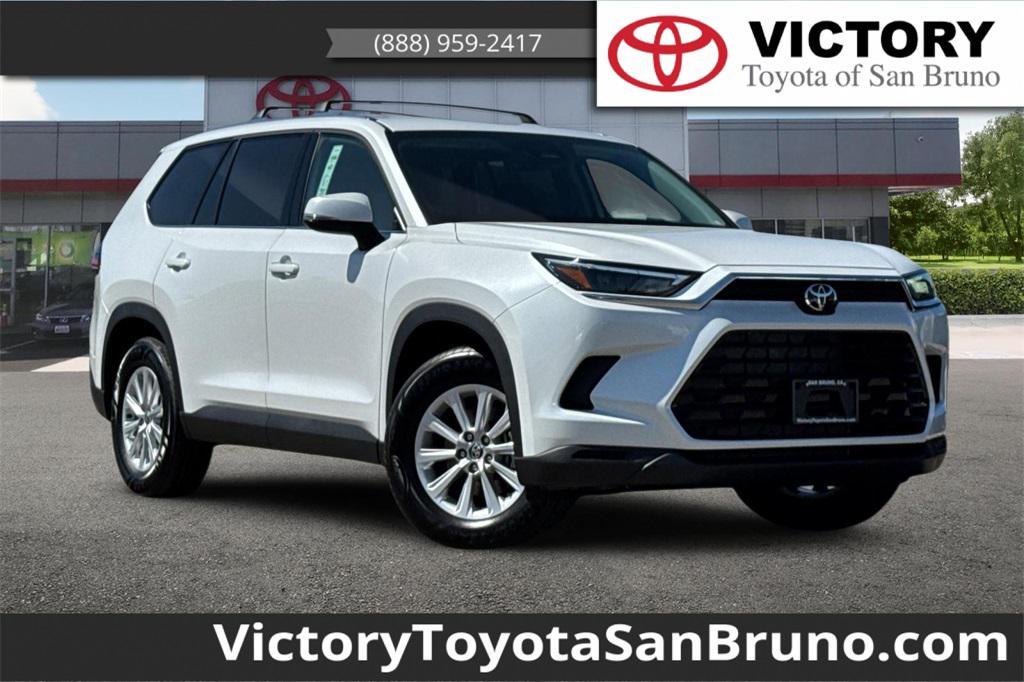 new 2025 Toyota Grand Highlander car, priced at $48,557