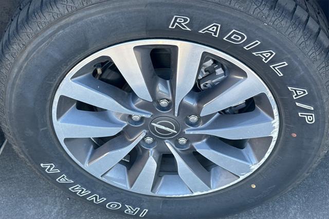 used 2021 Chrysler Pacifica Hybrid car, priced at $23,092