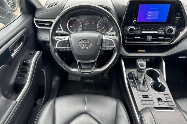 used 2023 Toyota Highlander car, priced at $37,140