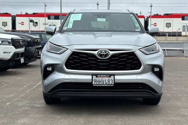used 2023 Toyota Highlander car, priced at $37,140