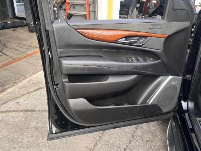 used 2020 Cadillac Escalade car, priced at $37,662