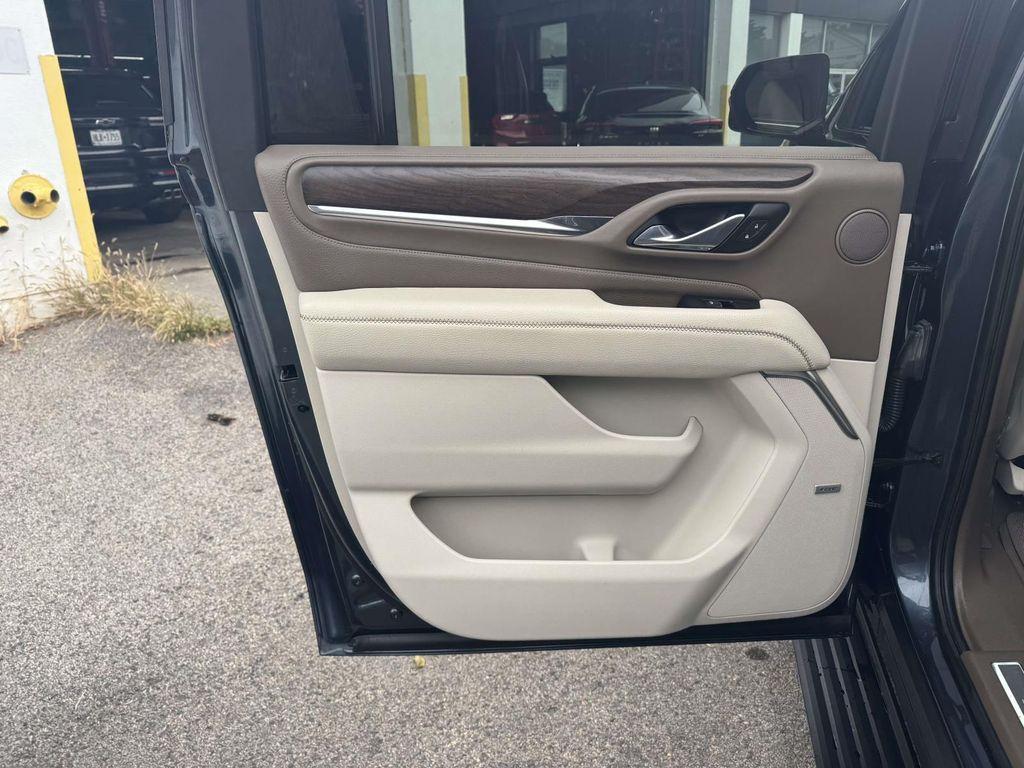 used 2021 GMC Yukon XL car, priced at $52,999