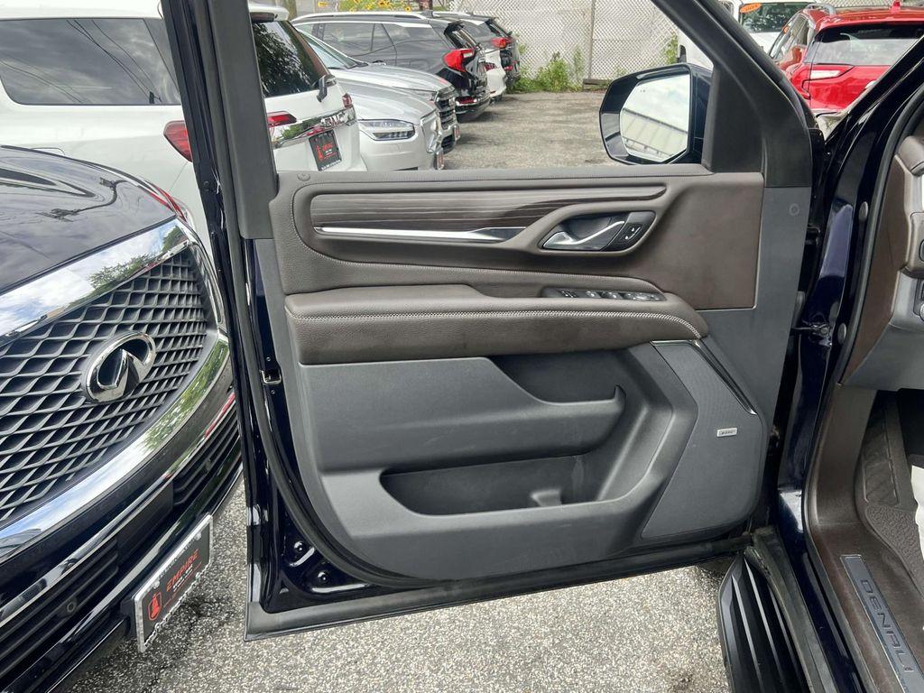 used 2022 GMC Yukon XL car, priced at $52,693