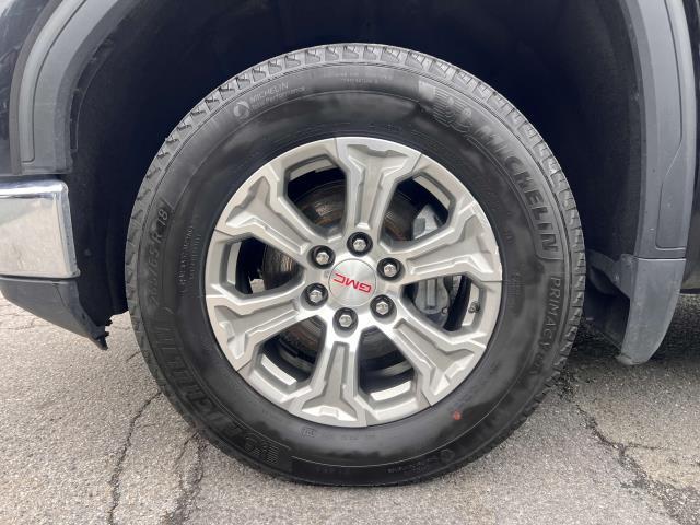 used 2024 GMC Sierra 1500 car, priced at $40,807