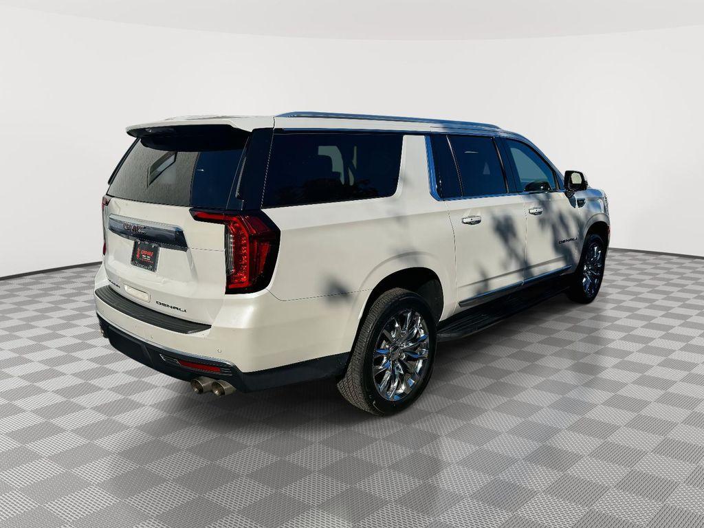 used 2021 GMC Yukon XL car, priced at $53,774