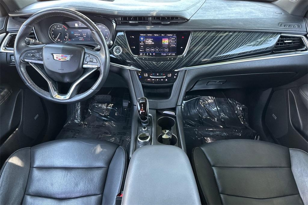 used 2023 Cadillac XT6 car, priced at $34,991