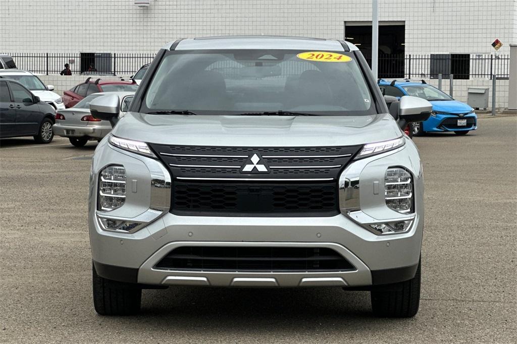 used 2024 Mitsubishi Outlander car, priced at $27,991